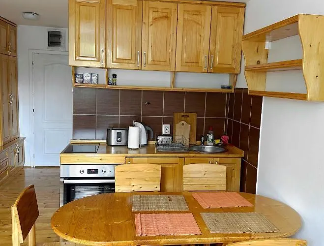 - Bele Staze Nikola Brzeće